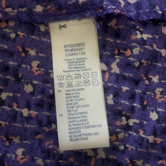 H8 I Printed Sleeveless Top with Cross Back Detail - Picture 7 of 7